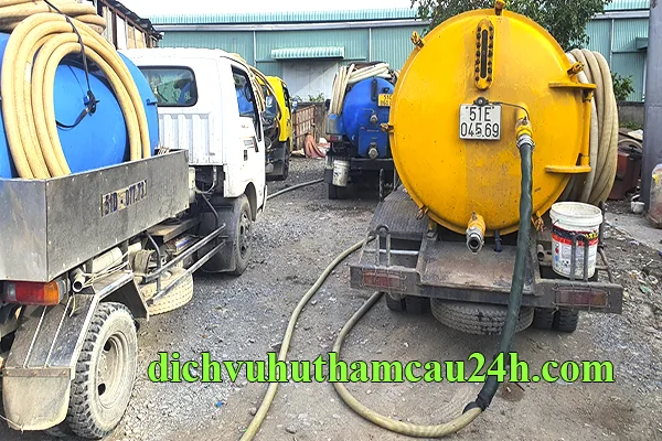 Hút hầm cầu phường Linh Xuân, TPHCM gọi hotline 0326.140.918 hút hầm cầu phường Linh Xuân giá rẻ nhất