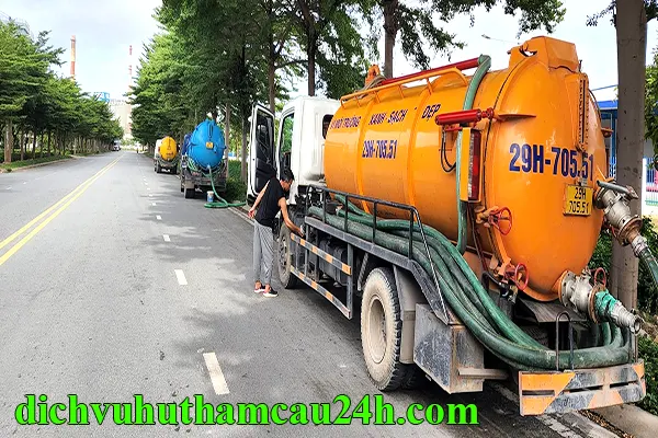 Hút hầm cầu Hoài Nhơn giá rẻ gọi ngay 0326.140.918 hút hầm cầu tại Hoài Nhơn