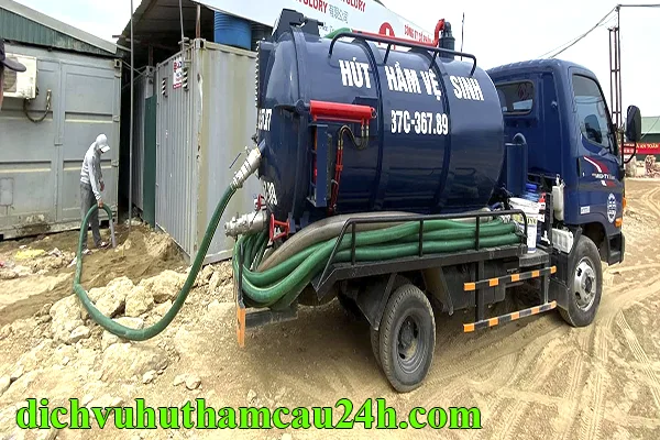 Hút hầm vệ sinh tại Vinh giá rẻ, sạch 100% gọi 0347.740.978 hút hầm vệ sinh tại Vinh giá rẻ